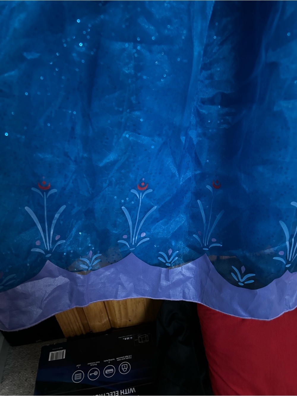 Disney store frozen 1 princess Anna costume with cape size 13/14 older big girl - Picture 5 of 8